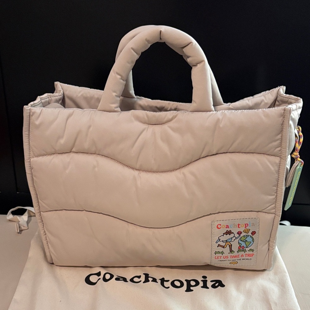 Coachtopia Loop Tote With Wavy Quilting